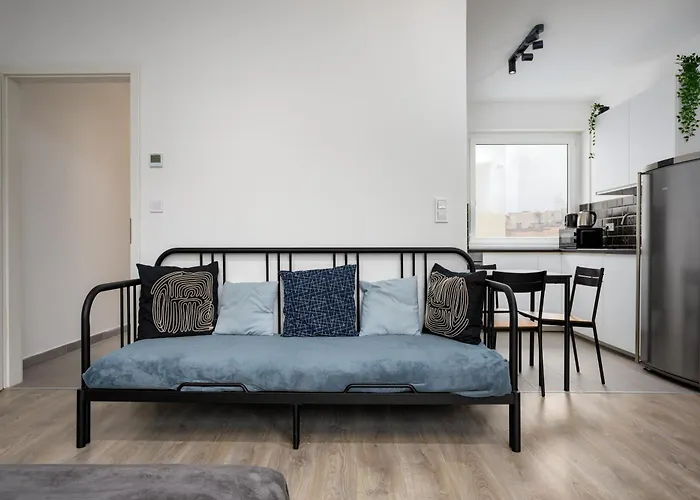 Brandnewtranquil Apartment With Free Parking