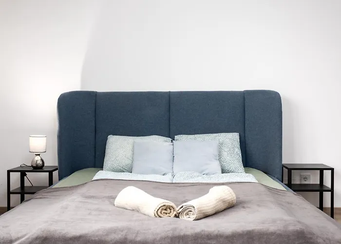Brandnewtranquil Apartment With Free Parking
